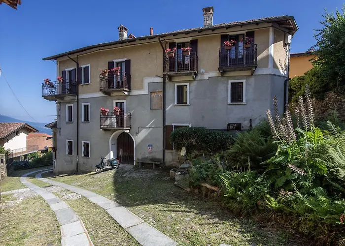 Apartment Complex Levoasi *